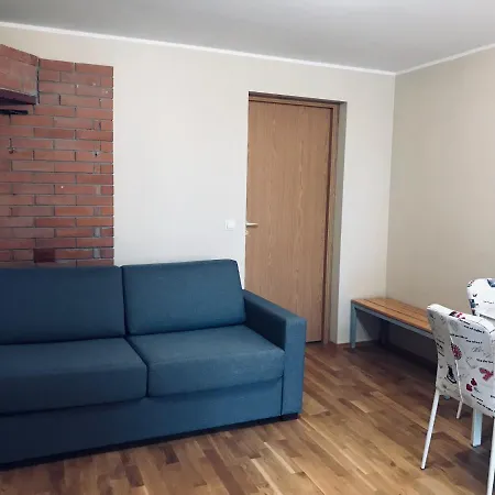 Karlova * Tartu